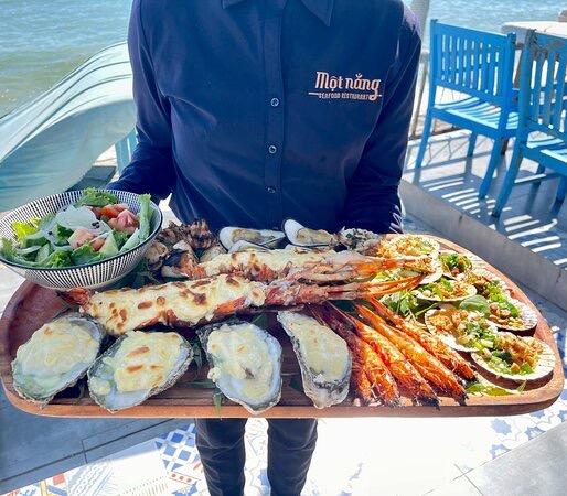 Nhà hàng hải sản Phan Thiết Một Nắng – Mũi Né